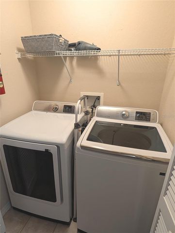 5641 BIDWELL PARKWAY 202, Sarasota, FL 34233