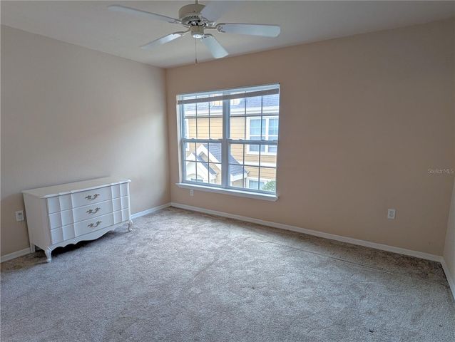 5641 BIDWELL PARKWAY 202, Sarasota, FL 34233