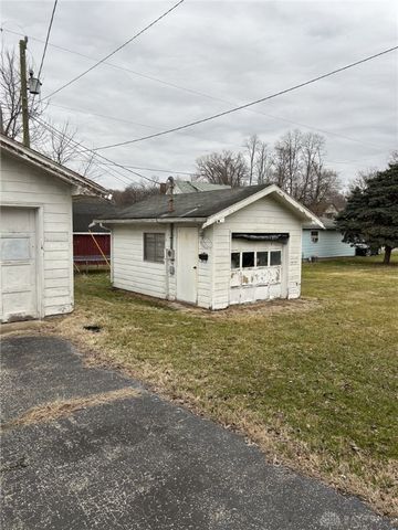 103 Warren Avenue, Franklin, OH 45005