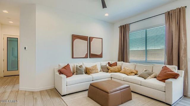 25540 N 174TH Avenue, Surprise, AZ 85387