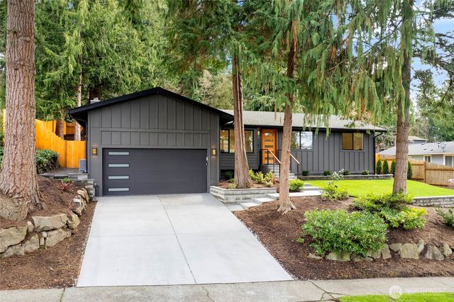 8920 168th Avenue NE, Redmond, WA 98052