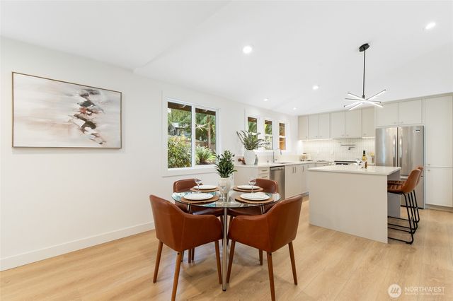 8920 168th Avenue NE, Redmond, WA 98052