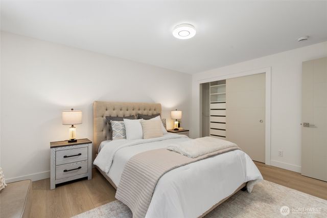 8920 168th Avenue NE, Redmond, WA 98052