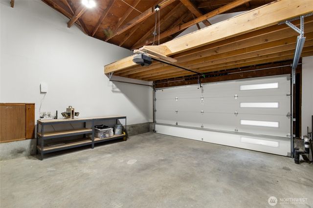 8920 168th Avenue NE, Redmond, WA 98052