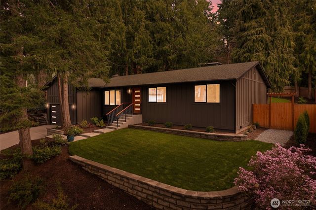 8920 168th Avenue NE, Redmond, WA 98052