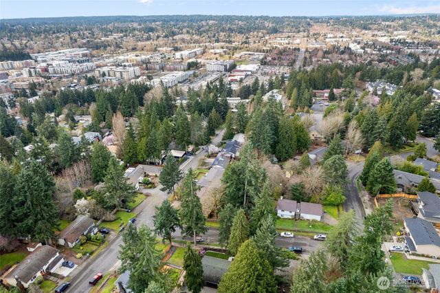 8920 168th Avenue NE, Redmond, WA 98052