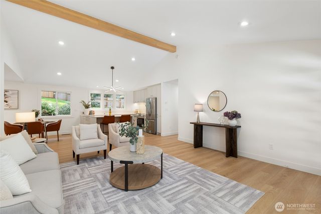 8920 168th Avenue NE, Redmond, WA 98052