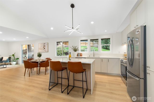 8920 168th Avenue NE, Redmond, WA 98052