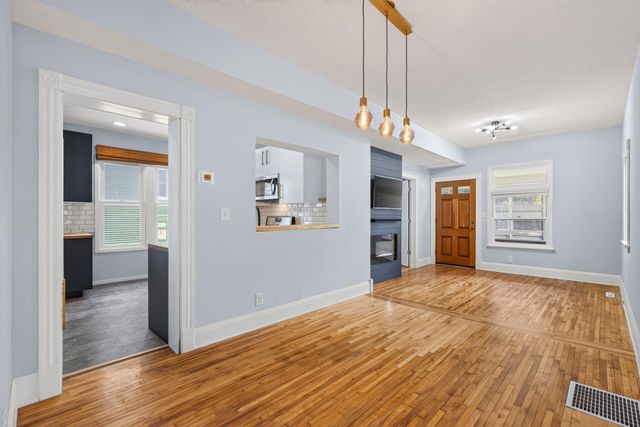 801 Armstrong Avenue, Saint Paul, MN 55102