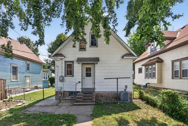 801 Armstrong Avenue, Saint Paul, MN 55102