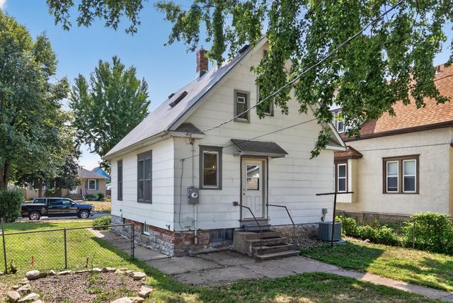 801 Armstrong Avenue, Saint Paul, MN 55102