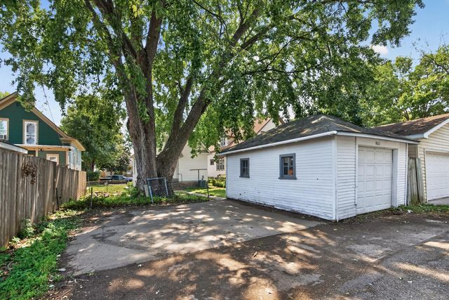 801 Armstrong Avenue, Saint Paul, MN 55102