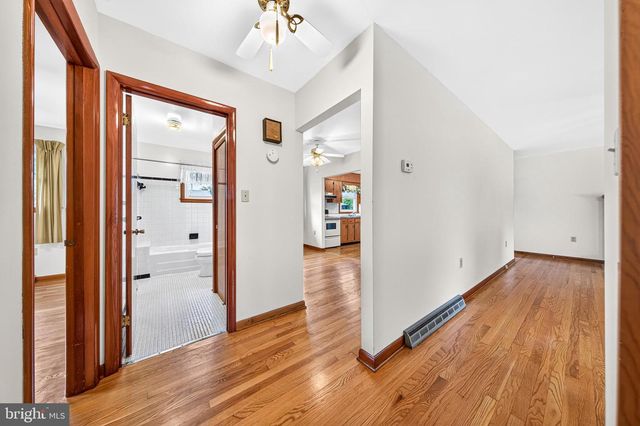 201 FIRST ST, Luray, VA 22835