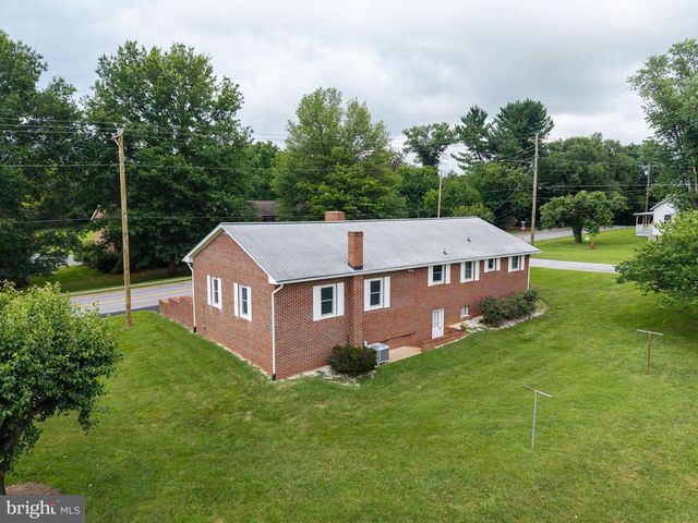 201 FIRST ST, Luray, VA 22835