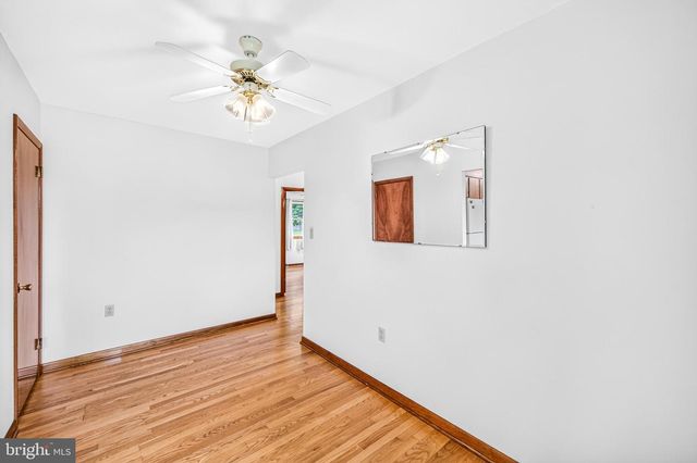 201 FIRST ST, Luray, VA 22835
