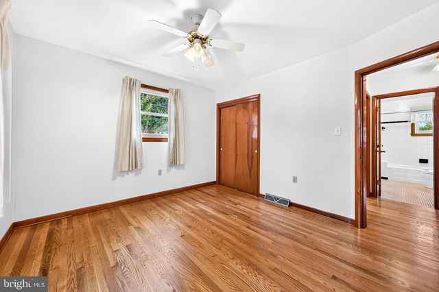 201 FIRST ST, Luray, VA 22835