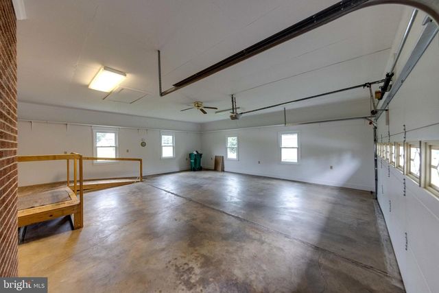 201 FIRST ST, Luray, VA 22835