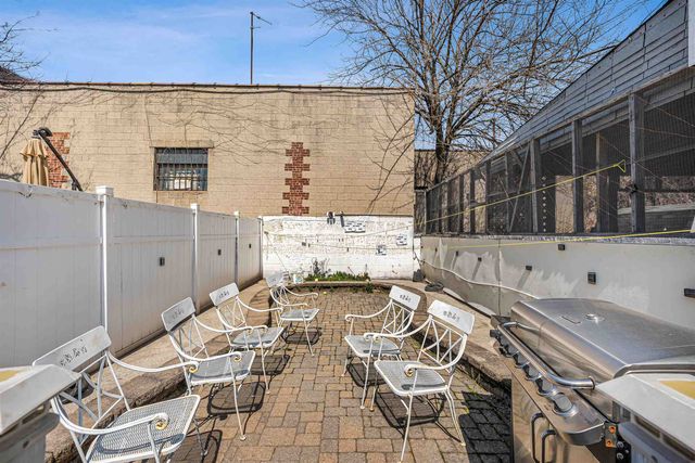 134 BROADWAY, Jc, Journal Square, NJ 07306