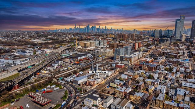 134 BROADWAY, Jc, Journal Square, NJ 07306