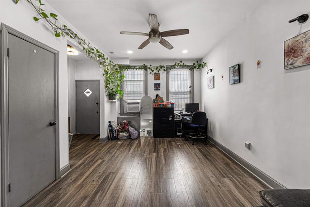 134 BROADWAY, Jc, Journal Square, NJ 07306