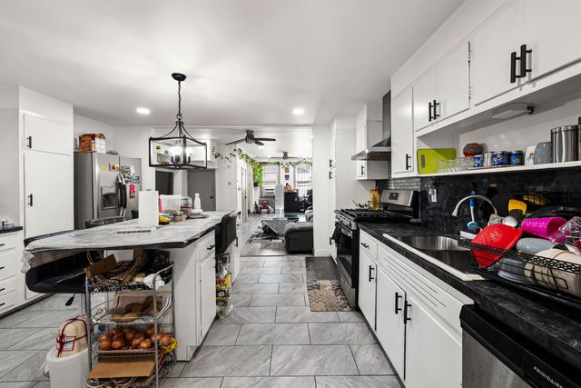 134 BROADWAY, Jc, Journal Square, NJ 07306