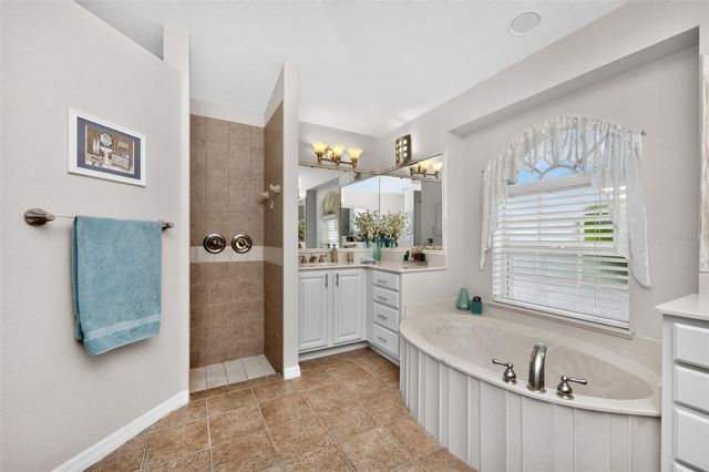 1512 BLUE LAKE CIRCLE, Punta Gorda, FL 33983