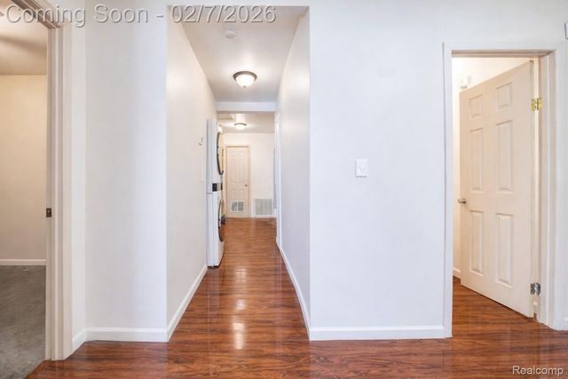 7536 Wilkie Street, Taylor, MI 48180