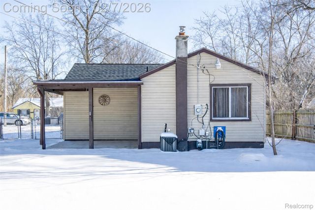 7536 Wilkie Street, Taylor, MI 48180