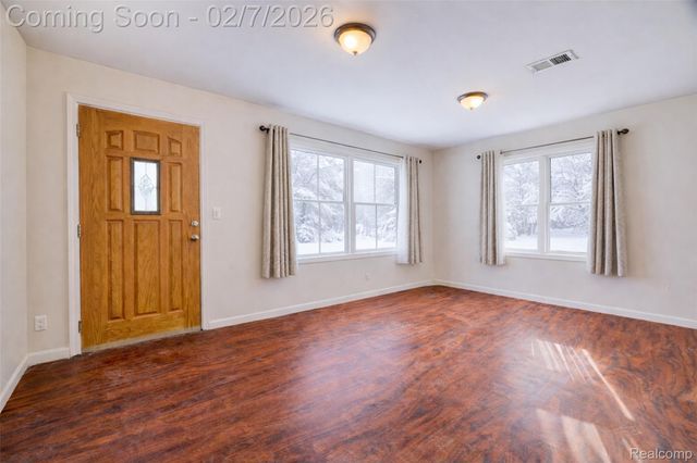 7536 Wilkie Street, Taylor, MI 48180