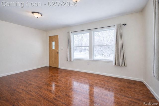 7536 Wilkie Street, Taylor, MI 48180