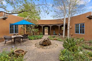 17 Paseo Del Venado, Santa Fe, NM 87506