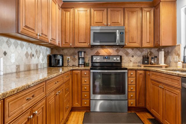 5914 Rainbow Springs Dr, Chattanooga, TN 37416