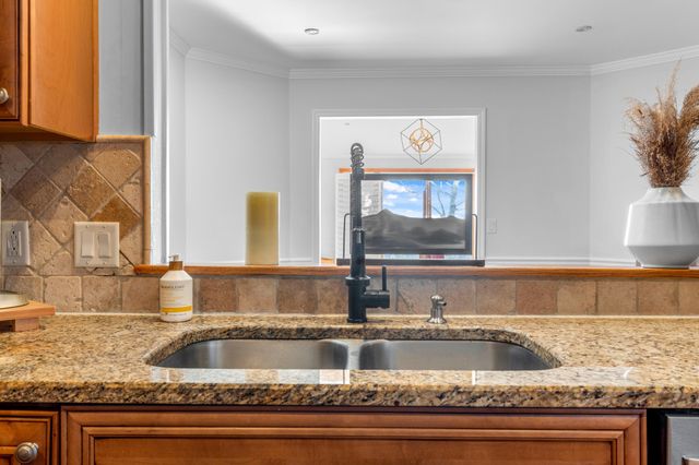 5914 Rainbow Springs Dr, Chattanooga, TN 37416