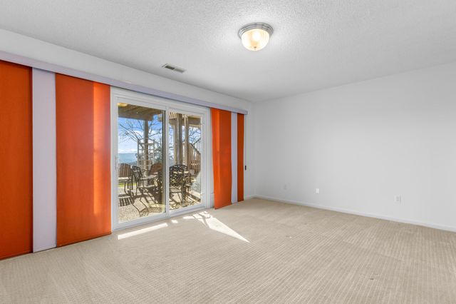 5914 Rainbow Springs Dr, Chattanooga, TN 37416