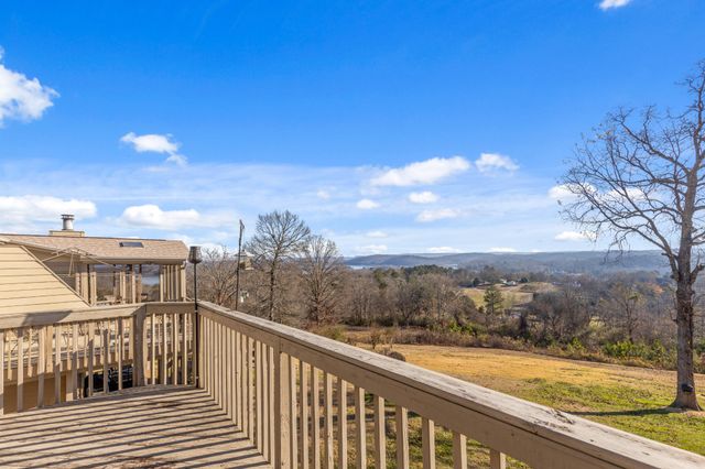 5914 Rainbow Springs Dr, Chattanooga, TN 37416