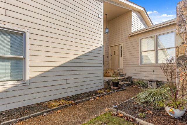 5914 Rainbow Springs Dr, Chattanooga, TN 37416