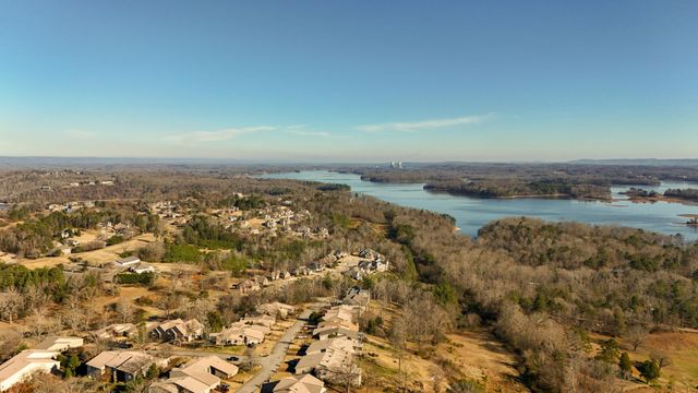 5914 Rainbow Springs Dr, Chattanooga, TN 37416