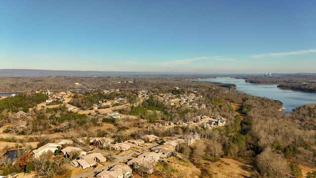 5914 Rainbow Springs Dr, Chattanooga, TN 37416