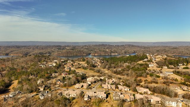 5914 Rainbow Springs Dr, Chattanooga, TN 37416