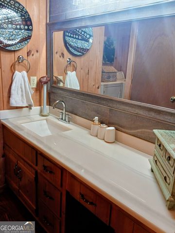 548 Confederate Drive, Clayton, GA 30525