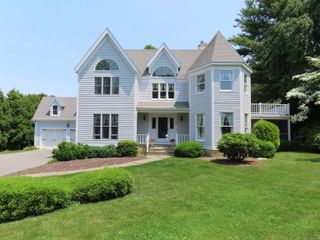 9 Academy Lane, Old Lyme, CT 06371