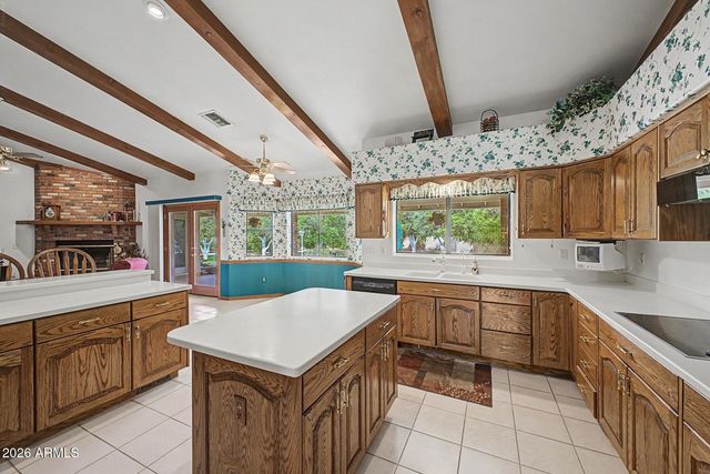 3302 E DRAPER Circle, Mesa, AZ 85213