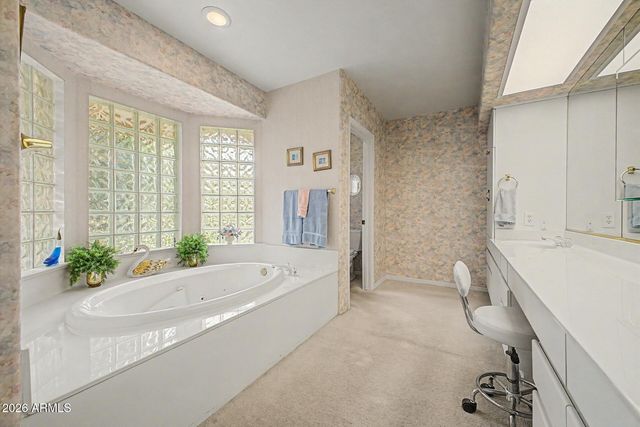 3302 E DRAPER Circle, Mesa, AZ 85213