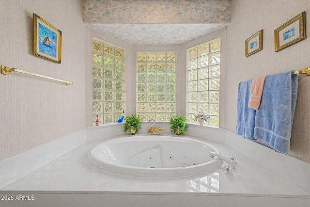 3302 E DRAPER Circle, Mesa, AZ 85213