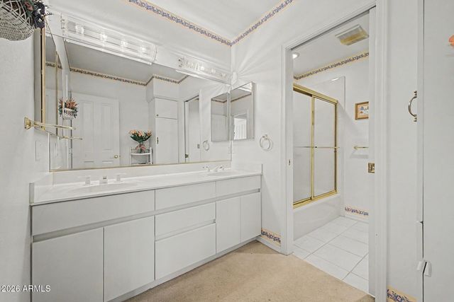 3302 E DRAPER Circle, Mesa, AZ 85213