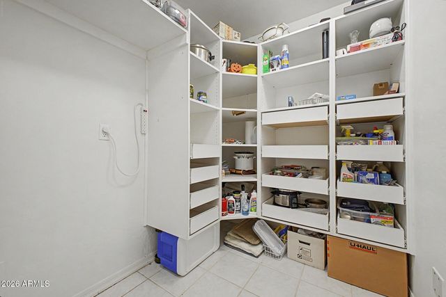 3302 E DRAPER Circle, Mesa, AZ 85213