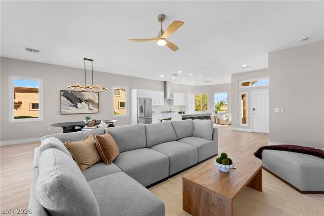 10404 Back Plains Drive, Las Vegas, NV 89134