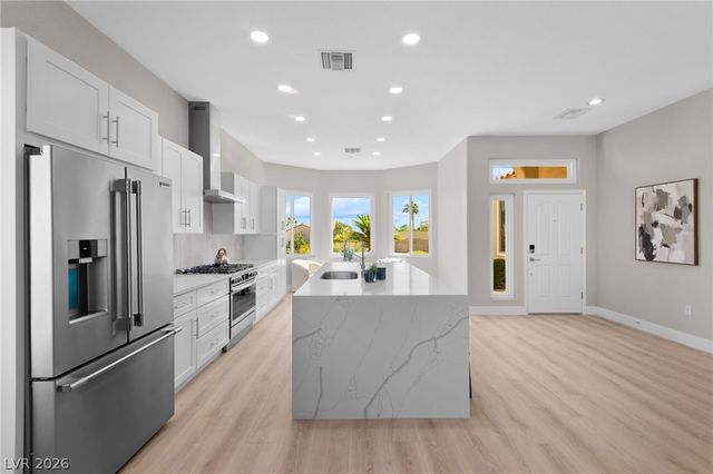 10404 Back Plains Drive, Las Vegas, NV 89134