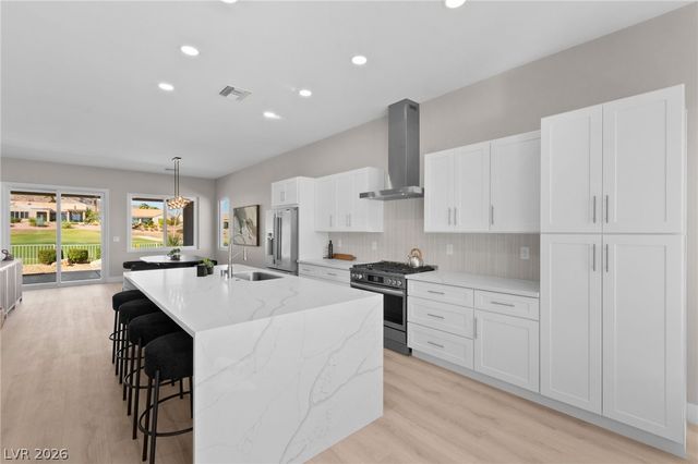 10404 Back Plains Drive, Las Vegas, NV 89134