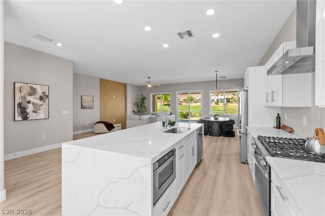 10404 Back Plains Drive, Las Vegas, NV 89134